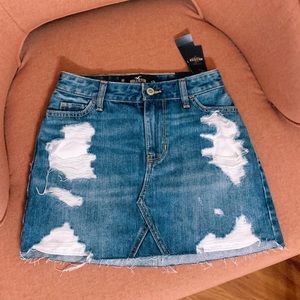NWT Distressed denim skirt